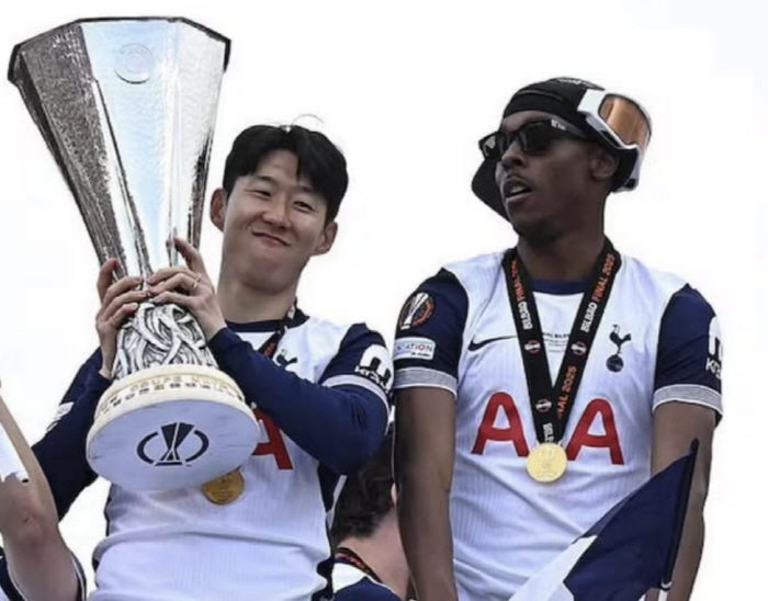 "경기 당일 SON 유니폼만 1000장 판매"...손흥민 사라지니까 초비…