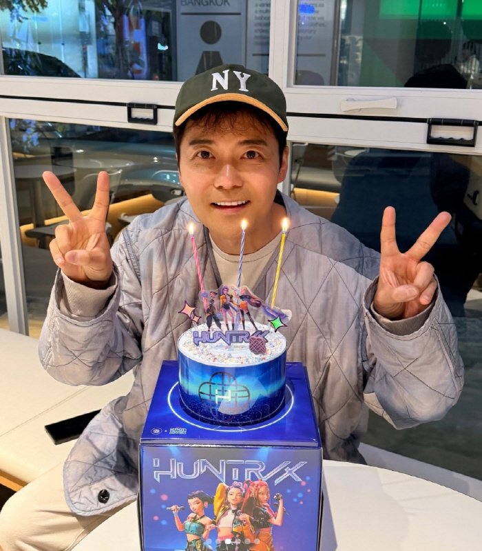 '48세' 전현무, 생일에도 '나홀로 러닝'.."올해도 대상 가보자고"