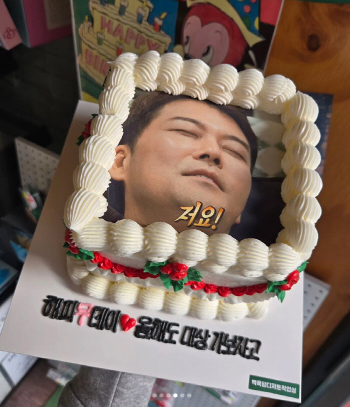 '48세' 전현무, 생일에도 '나홀로 러닝'.."올해도 대상 가보자고"