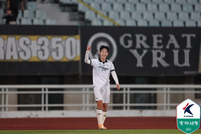 플레이오프 막차 희망 '엇갈린 희비'...성남, 천안전 3-1 승리+5위…