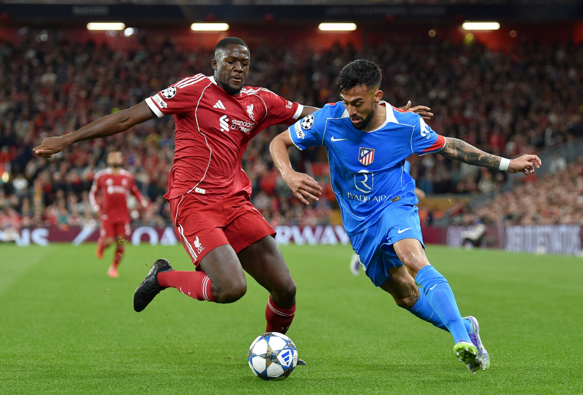 또또또 '韓 레전드 CB' 김민재 버릴 준비...대체자 이름까지 나왔다,…