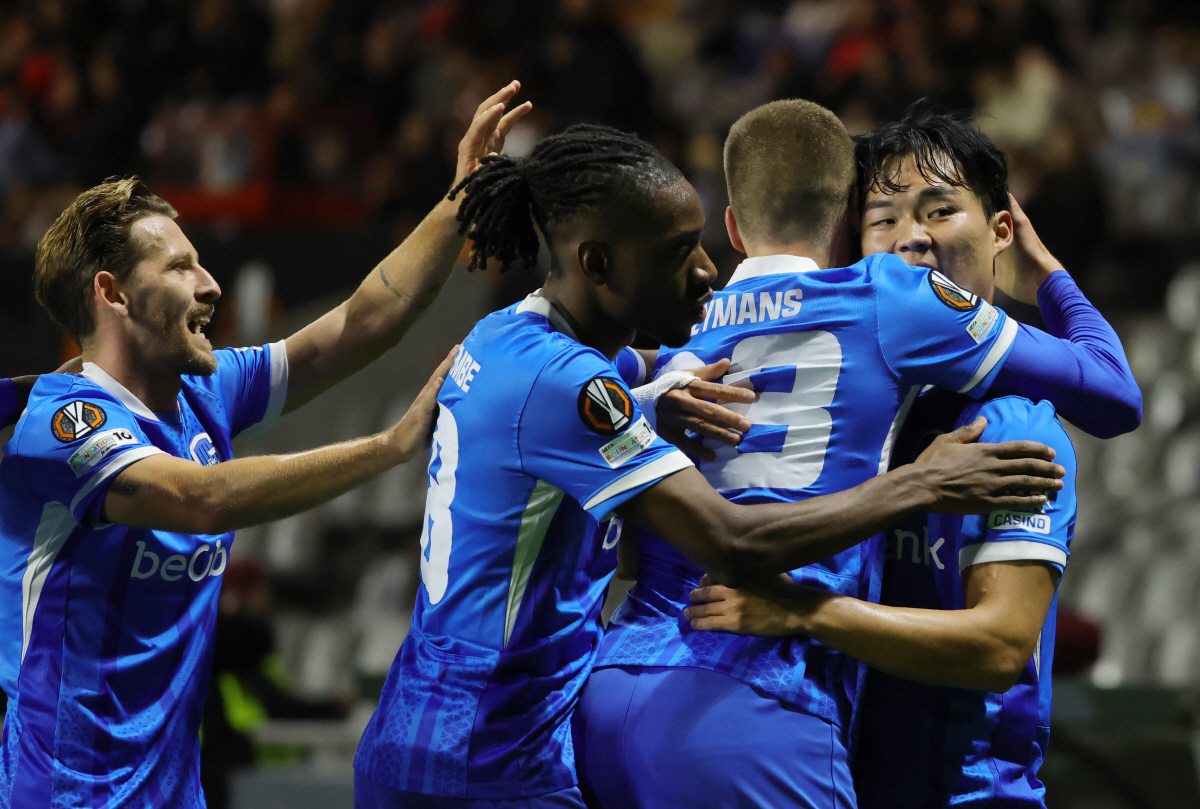 '0-1→4-3 대역전극' 흥분한 오현규, 라커룸에서 유니폼 벗고 '광란…