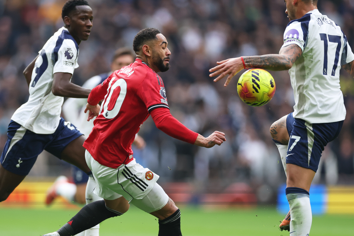 "주장으로서 말도 안 된다" 손흥민 떠난 토트넘 결국 리더십 공백…로메로…