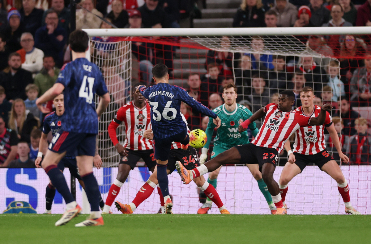 英 BBC도 화들짝! 유럽 최강 멈춰 세운 '기성용-포옛 친정팀'...비…