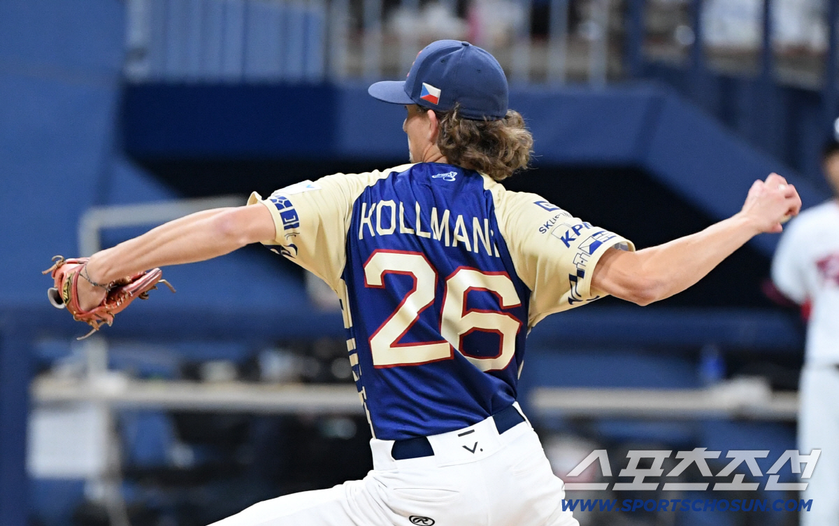 의사가 감독, 회계사, 전기기사, 그라운드 키퍼가 모여 프로팀과 싸운 체…