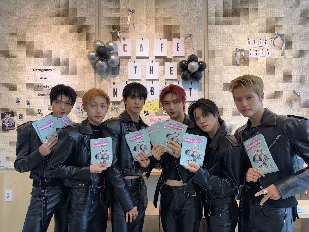 '컴백' 뉴비트, 홍대가 들썩..카페 이벤트 성료 "팬들 만나 행복"