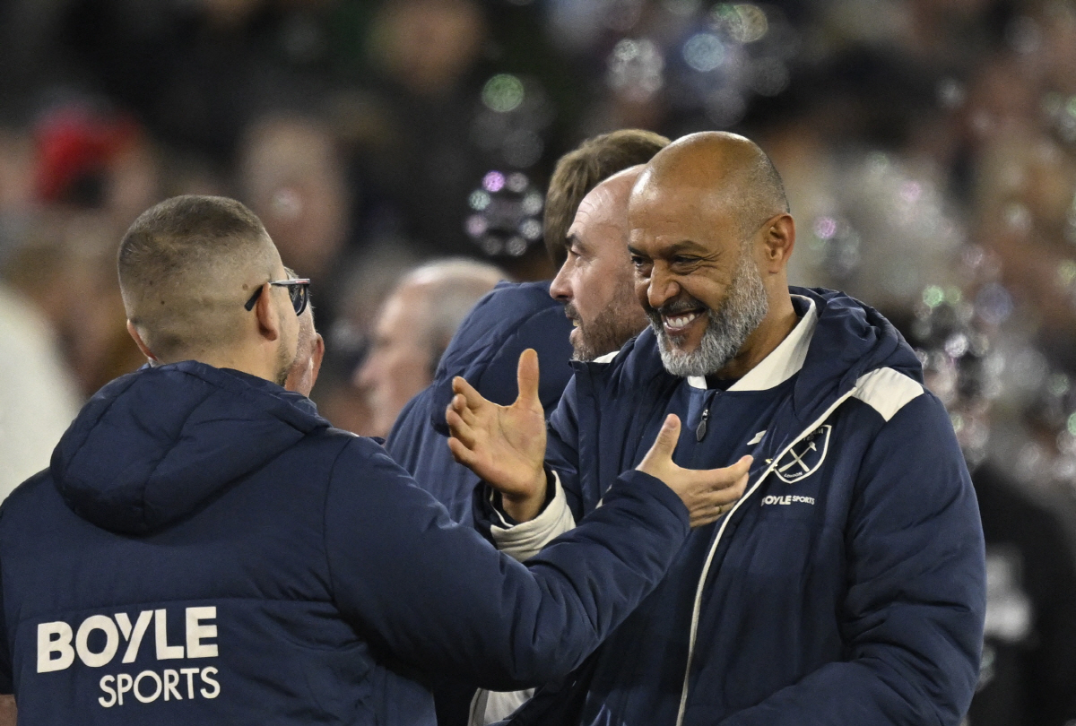 '0-1→3-1→3-2' 대단한 'SON 스승' 누누 산투, 관 운구 '…