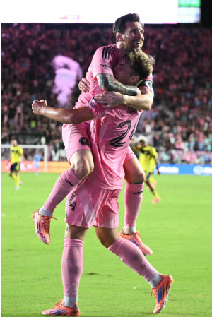 '초대박' 흥민, 결승서 딱 기다려! '메시 2골 1도움 폭주' 4강 진출…'각자 동기 부여 확실' 동료·감독 '마지막 가는길'