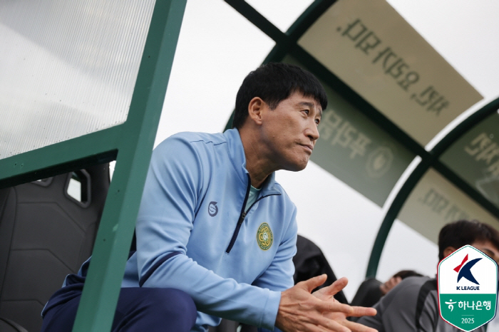 '승리하면 3위 확정' 이영민 감독 "오늘 이기는게 베스트 시니라오'..…