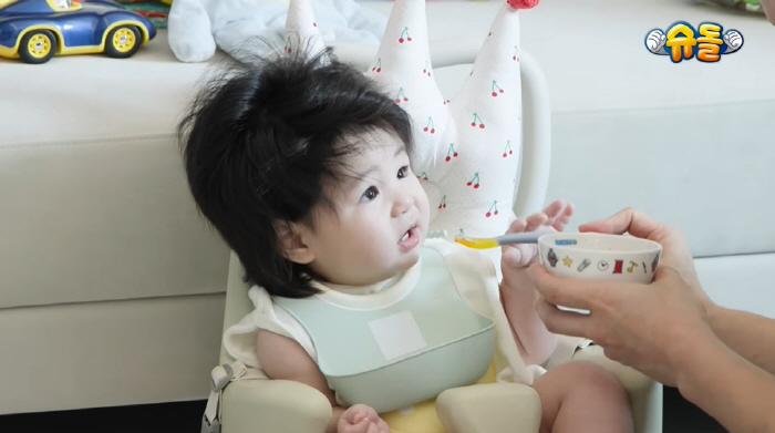 심형탁 9개월子 하루, '치아 4개'면 충분...놀라운 이유식 먹방 "먹…