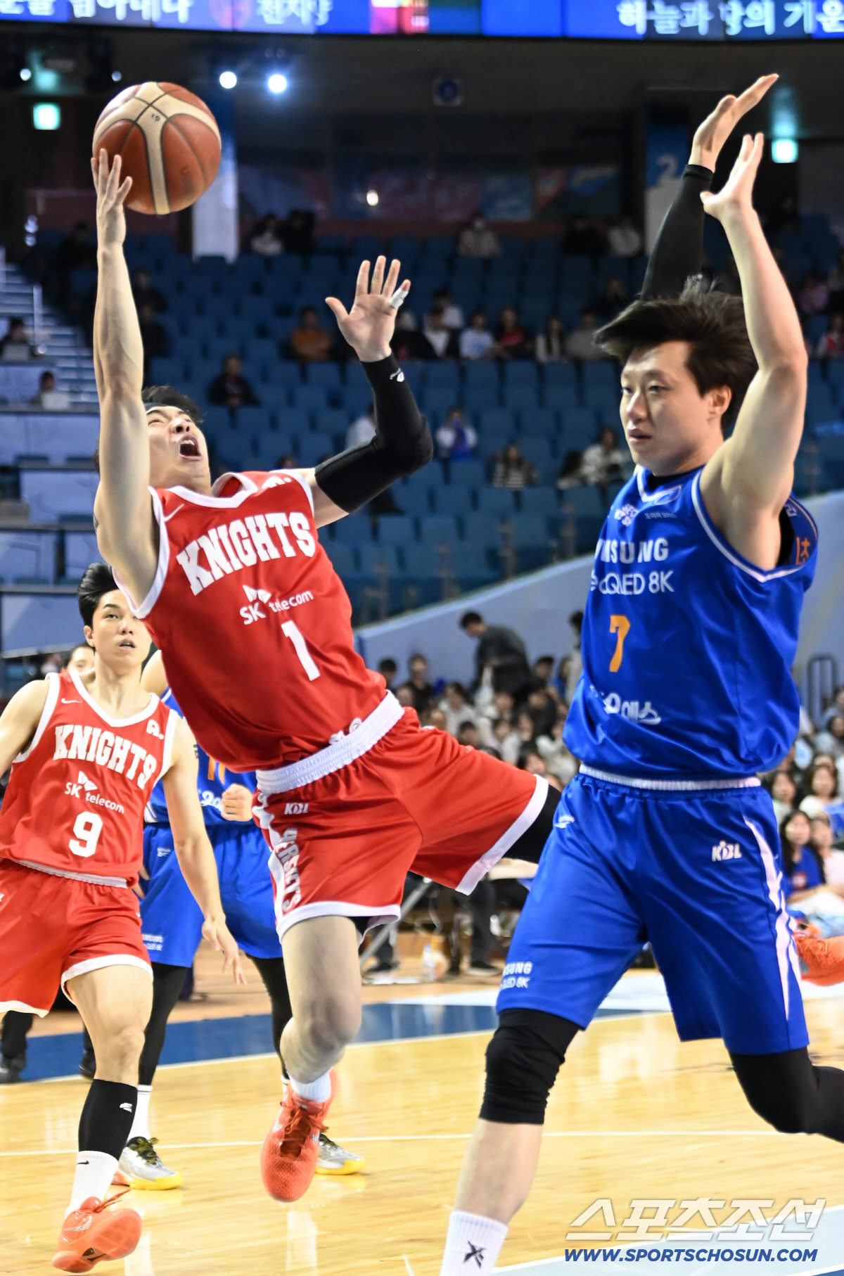 [포토] 이민서, 거침없는 골밑돌파