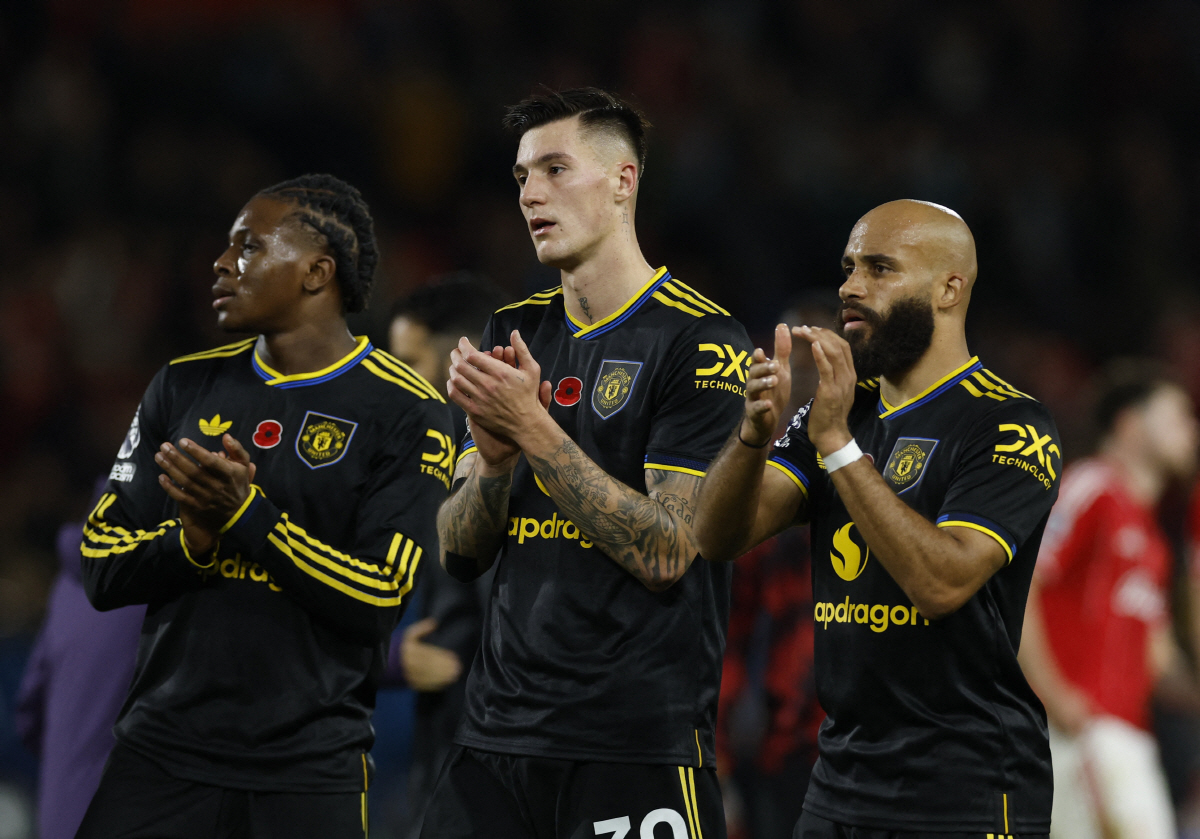 '8500만 파운드 썼는데…' 맨유 어쩌나, '야심작' 셰슈코 부상 OU…