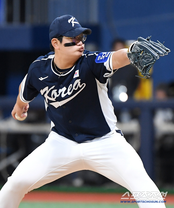 이틀간 한국 유일한 실점이 김서현... 류지현의 진단은 '지쳤다' 그러나 교체 이유는 투구수