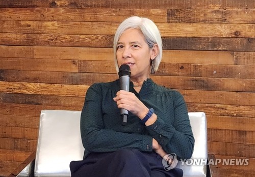 부커상 후보 수전 최 "외부 힘에 삶 바뀌는 이야기에 끌려"(종합)