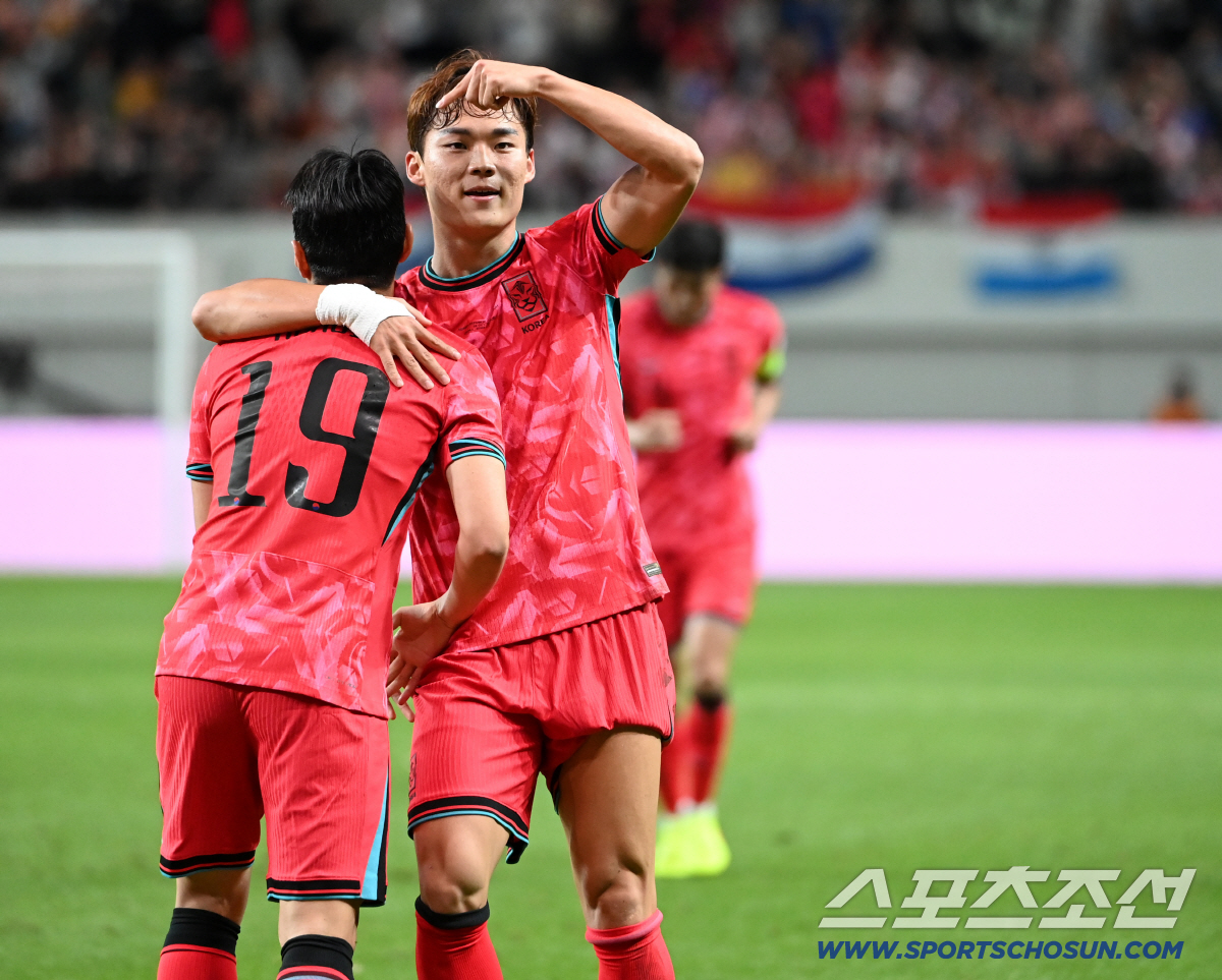 "포트2 사수해야" 홍명보호, 천안에서 역사적인 첫 발…현장 점검 '굿'…