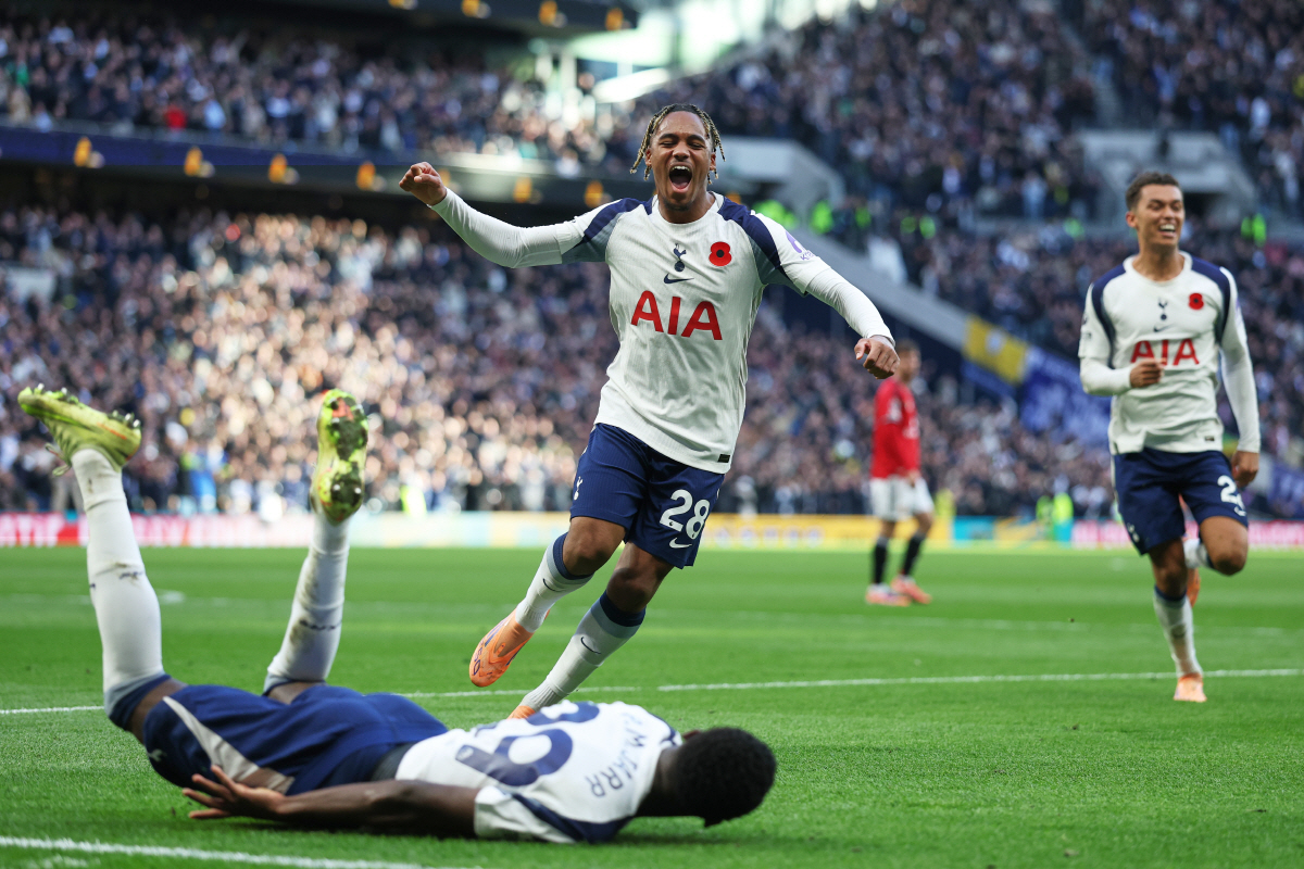 '패무패패무패패승패무승패패패승패무패패무' 손흥민 무너지자 같이 무너진 토…