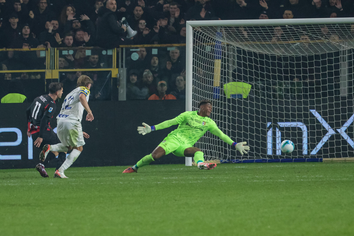 일본 난리났다! 브라질전 승리 일등공신 GK 부상…'북중미월드컵 본선 힘…