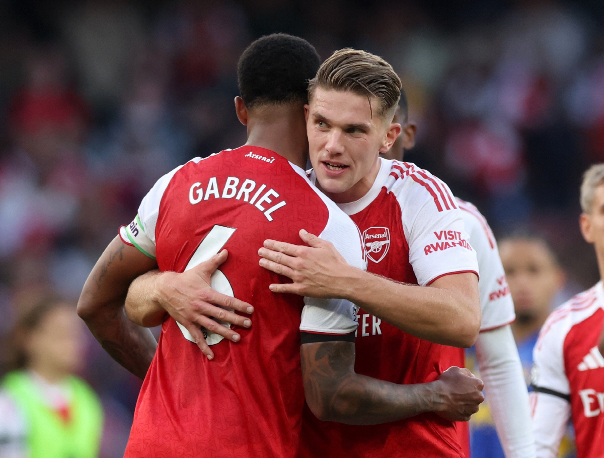 'EPL 최악의 영입' 알렉산더 이삭! 英 레전드 냉정한 평가…"토트넘은…