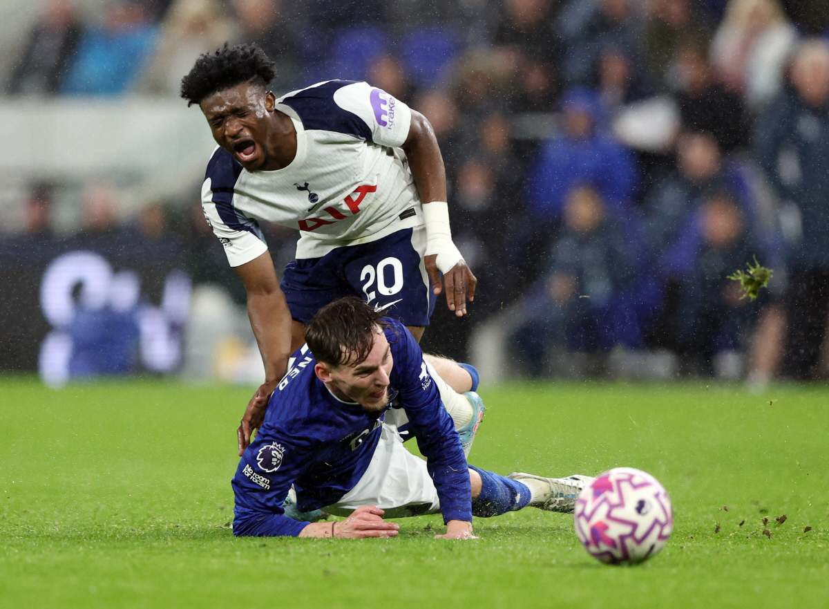 'EPL 최악의 영입' 알렉산더 이삭! 英 레전드 냉정한 평가…"토트넘은…