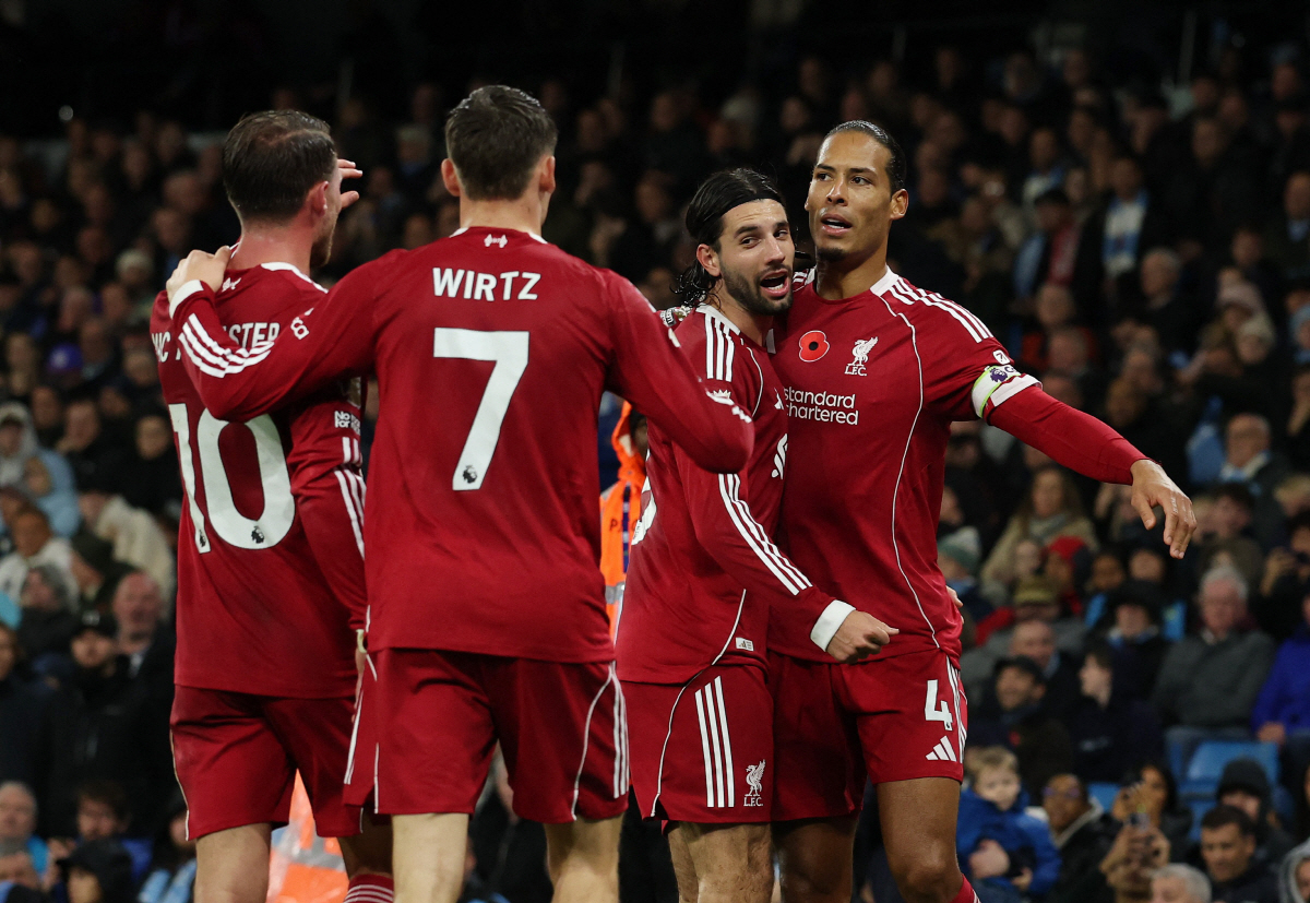 "맨시티는 왜 '12명'으로 싸워" 반 다이크 '도둑' 맞은 동점골, 리…