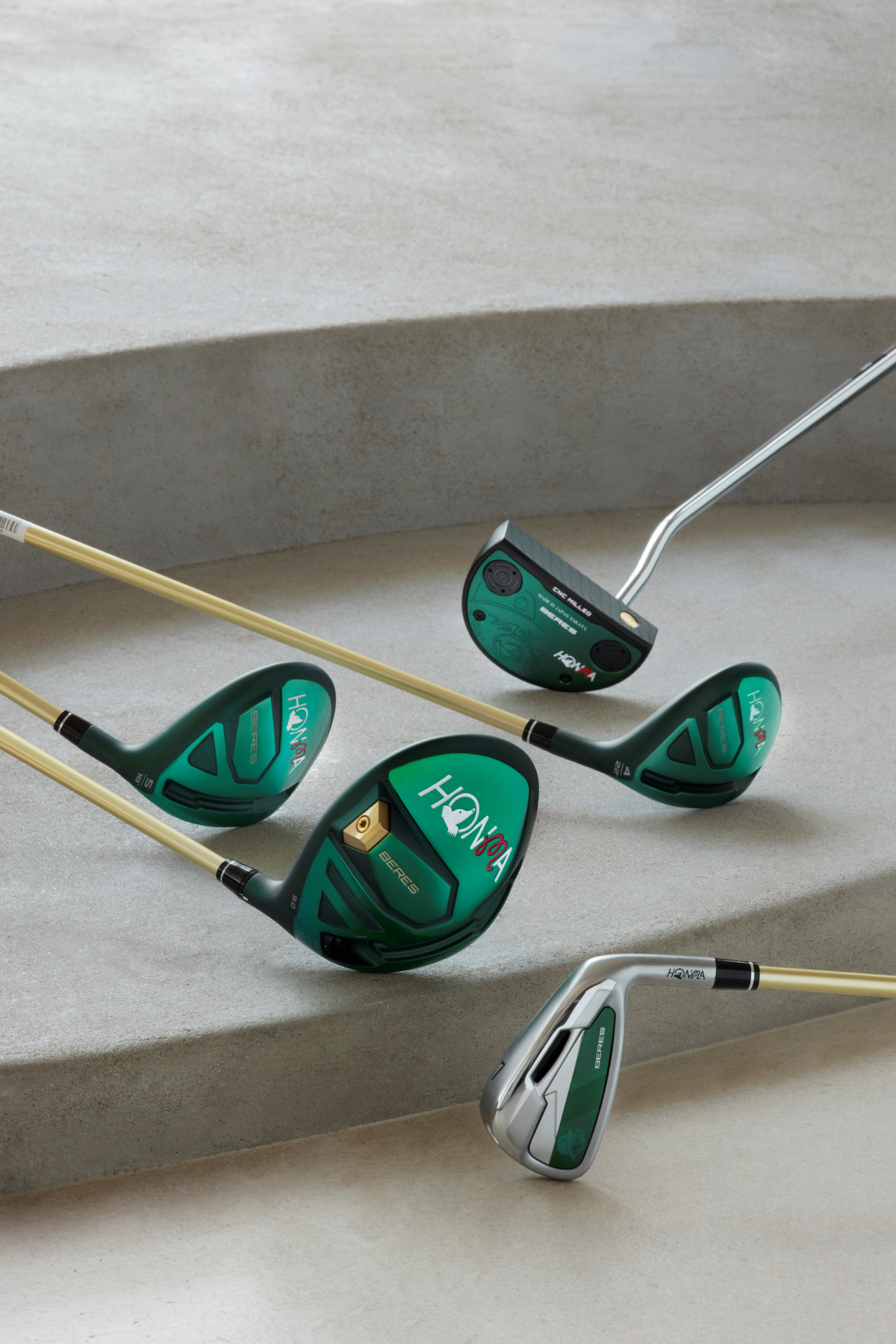 '장인정신+창의적 영감' 혼마골프 X 말본골프, 프리미엄 & 퍼포먼스 컬…