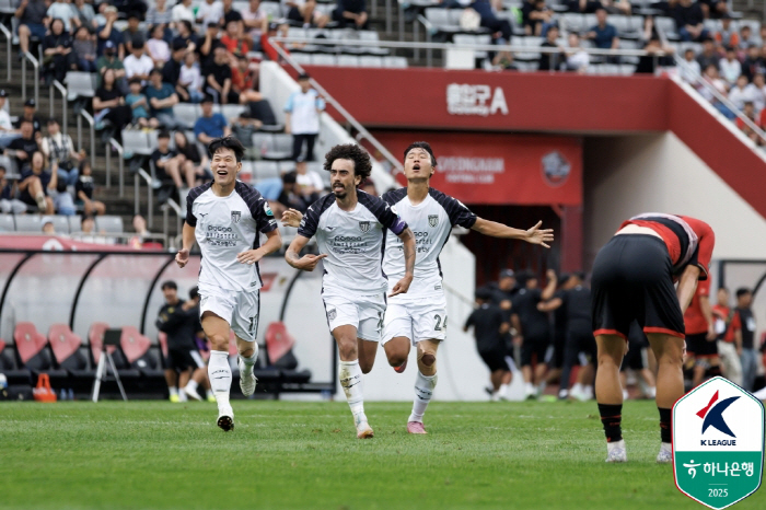 '마지막까지 왔다' K리그2, 1-2-3위는 정해졌다...전남-이랜드-성…