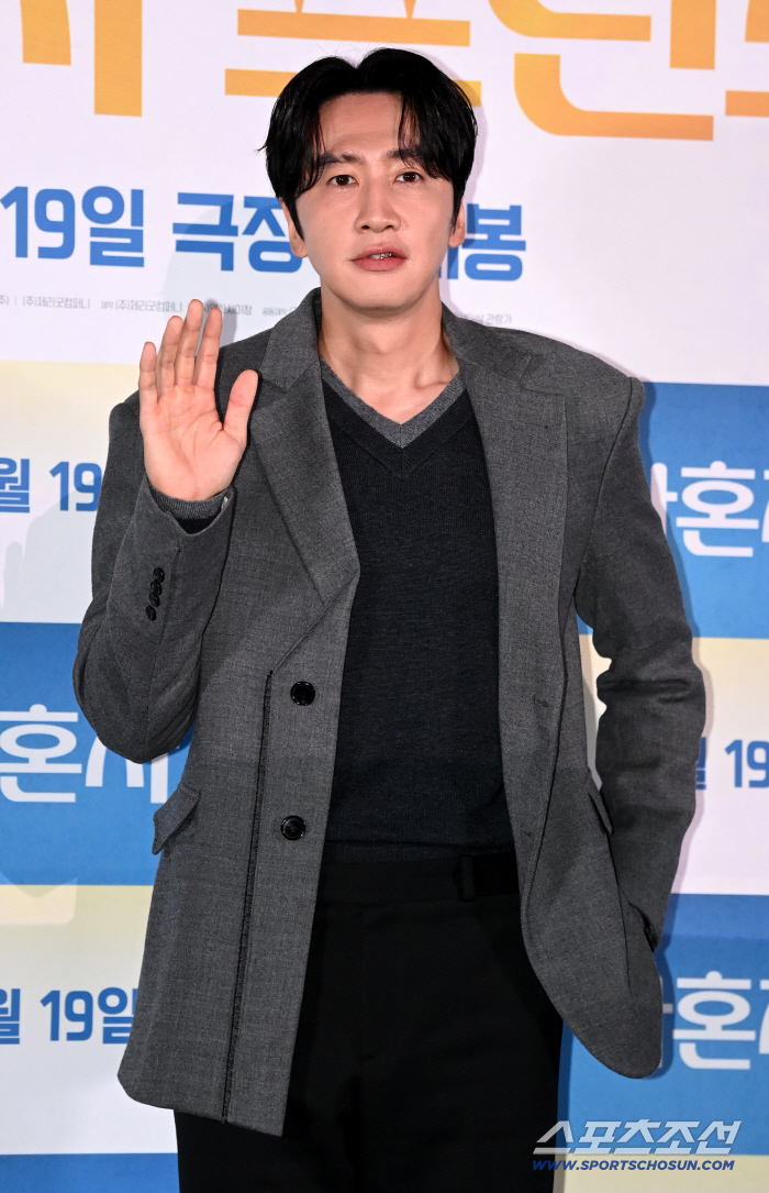 [SC현장]'런닝맨'의 아시아 프린스, 스크린으로 귀환…이광수 진짜 '나혼자 프린스' 됐다(종합)