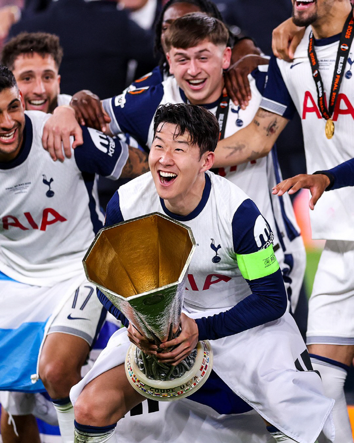 "손흥민은 수년간 경기 흐름을 바꾼 선수"→쏘니 대체자에 '924억이면 가성비'…"팀 끌어올린 SON 역할 해달라"