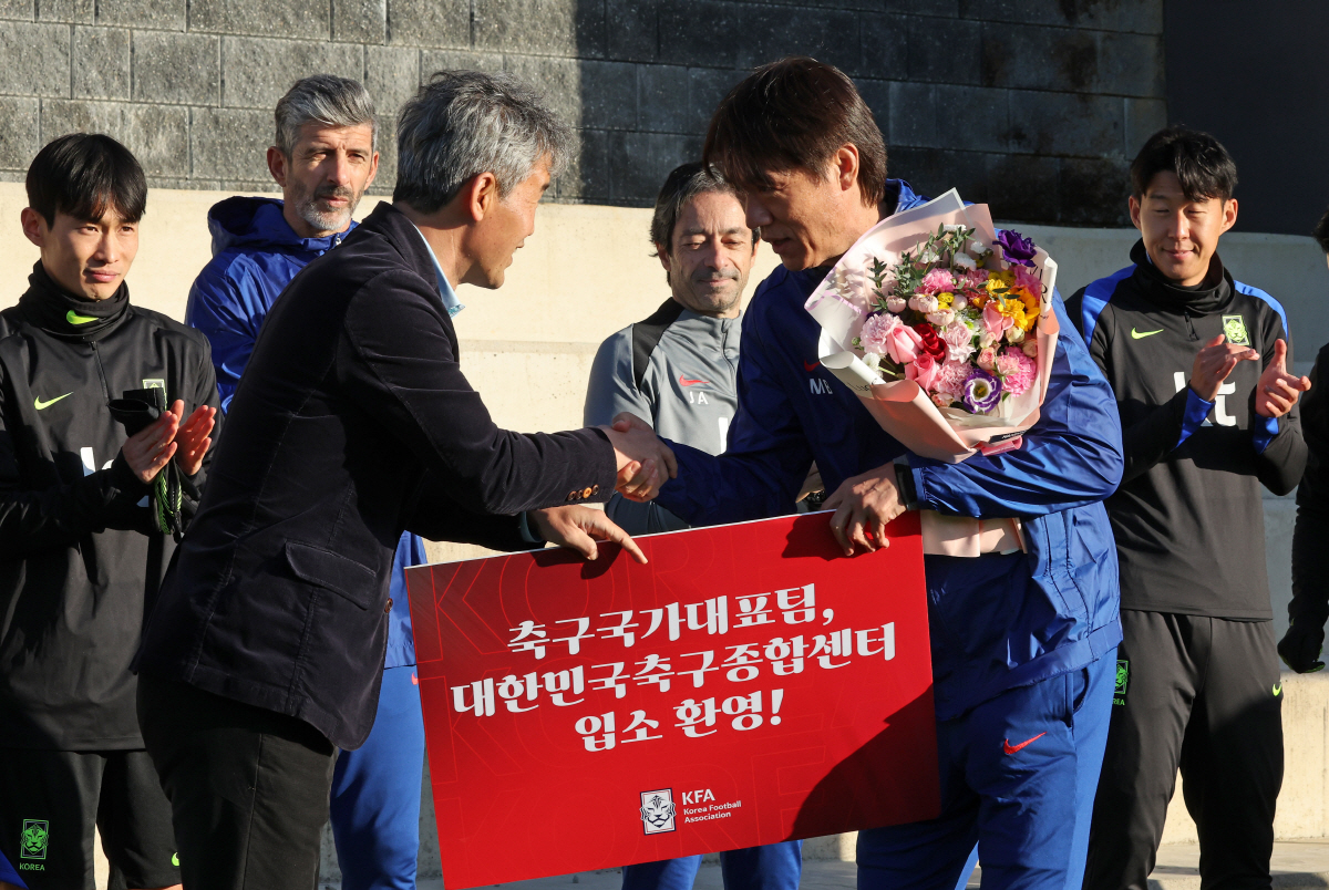 [현장인터뷰]'파주 시대 끝, 천안 시대 시작' 축구종합센터 첫 인상에 …