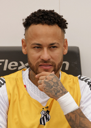 “한국서 너무 행복했다” 손흥민 뛰어넘는 92년생 메날두급 슈퍼스타, 끝모를 추락, 또 추락...자국서도 조롱 신세 “꺼져라”