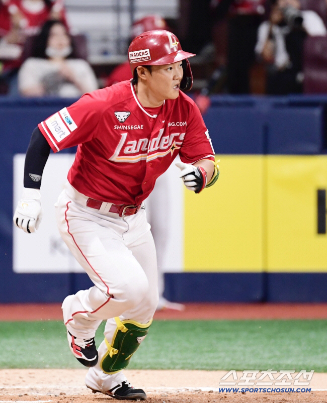 2차 드래프트 이적 유력했는데, 대체 왜 선수가 먼저 은퇴 선택했나