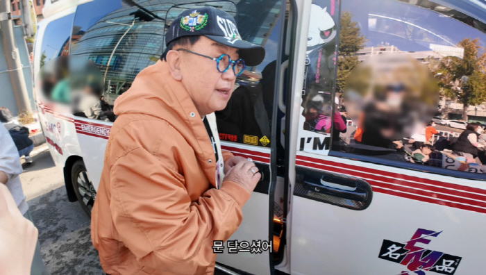 '73세' 이용식, 손녀 위해 종아리 고통에도 7km 완주..."1등은 …