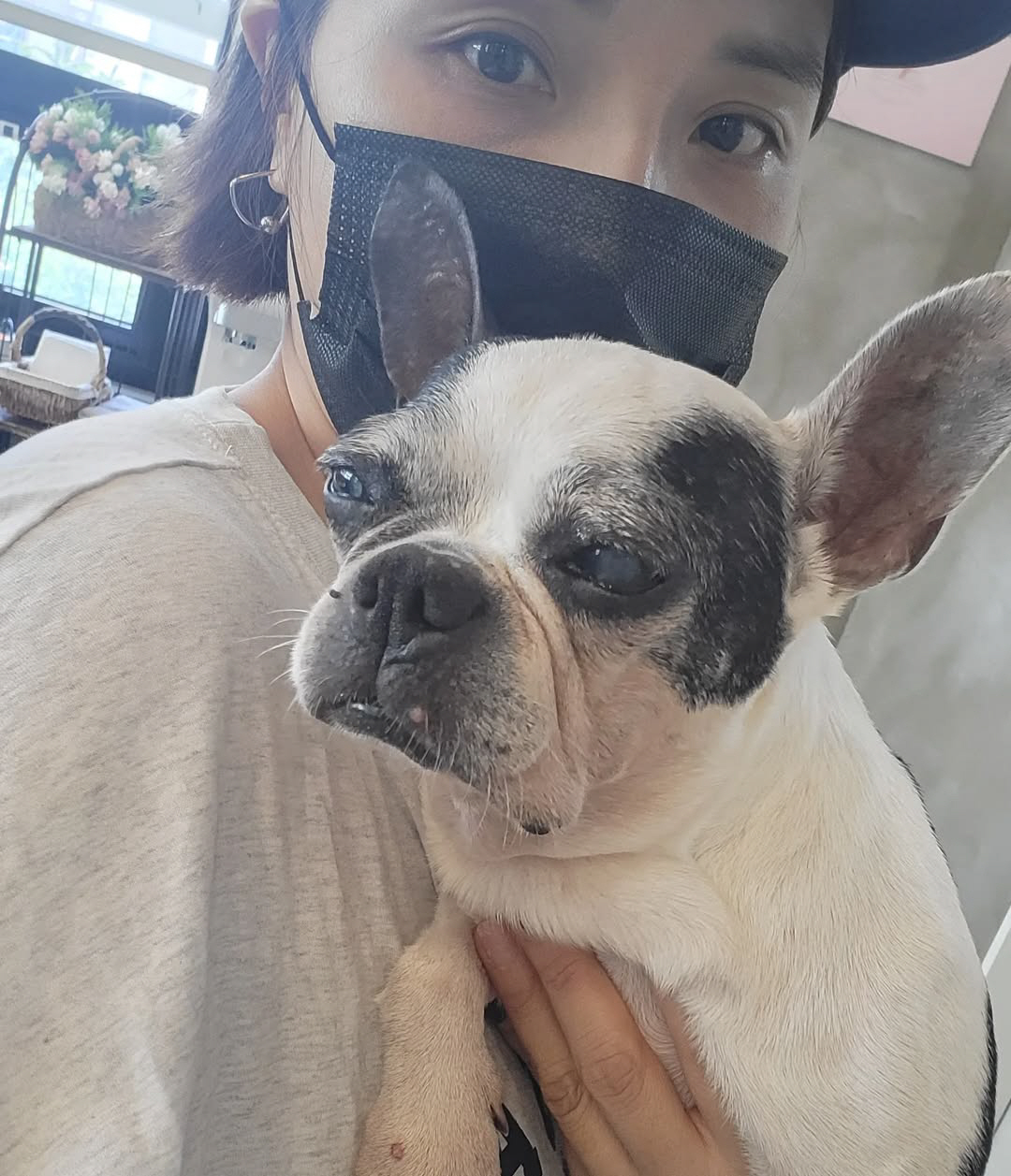 신봉선, 3년전 떠난 가족 빈자리에 눈물..."너무 보고 싶고 만지고 싶…