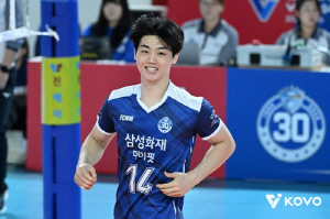 프로배구 남녀부 '최고 신인' 경쟁은…이우진·이지윤 활약 주목