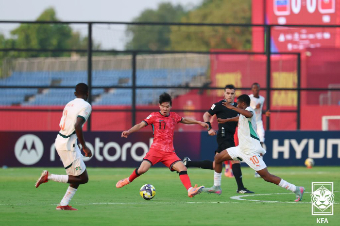 '17세 아우들 일 냈다!' 백기태호, '아프리카 강호' 코트디부아르 3…