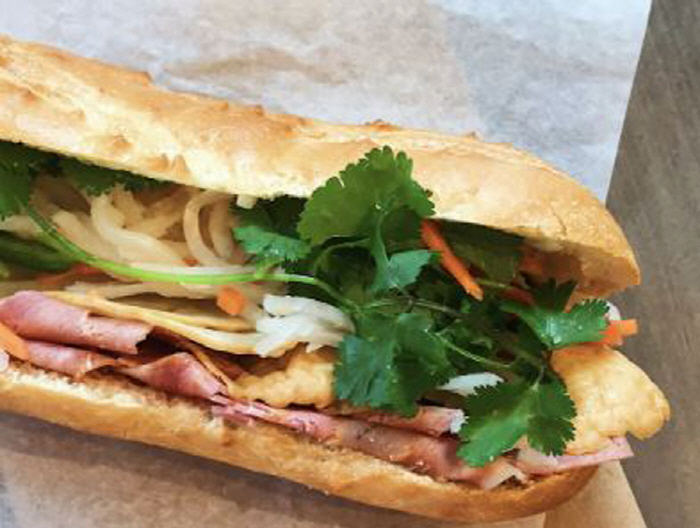 한국인 즐겨 찾는 베트남 호찌민서 샌드위치 먹고 230명 집단 식중독