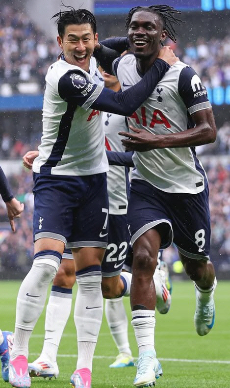 "흥민 형, 나도 토트넘 떠나" 英 단독, 출전 '제로'에도 상종가…'눈…