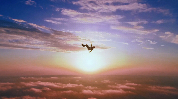 정승환, 깨진 미러볼 아래서 '행복은 어려워'… MV도 한 편의 미술 작…