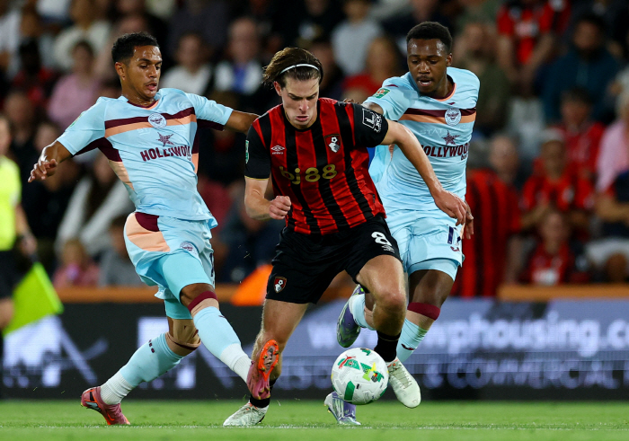 '이건 자존심 싸움이야' EPL 신라이벌 맨유vs토트넘 전쟁터졌다. 차세대 잉글랜드 간판스타, '제2의 그릴리시(전성기버전)' 영입 경쟁 돌입