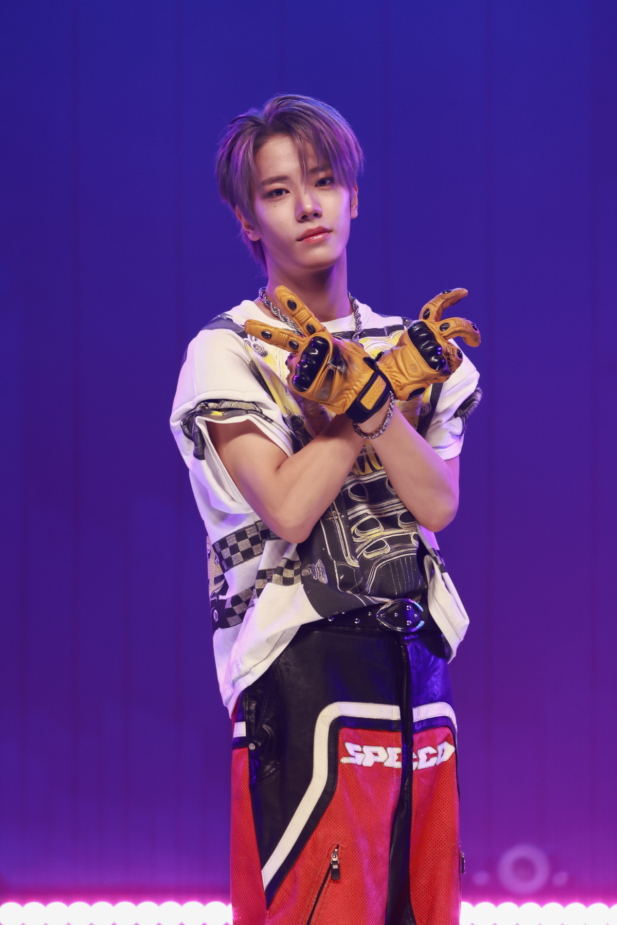 [SC현장] 클로즈유어아이즈, '그래미' 스타 손잡고 음방 1위 정조준 …