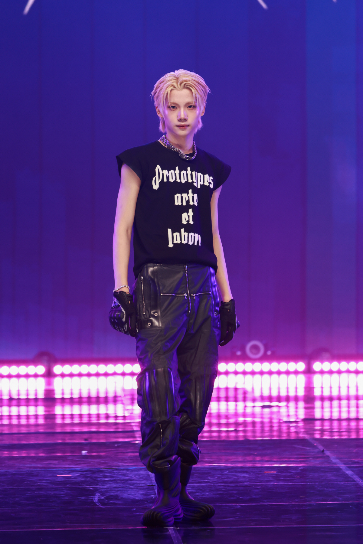 [SC현장] 클로즈유어아이즈, '그래미' 스타 손잡고 음방 1위 정조준 …