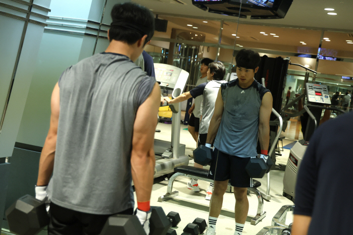 이게 어려워? 여중생 막내동생의 일침