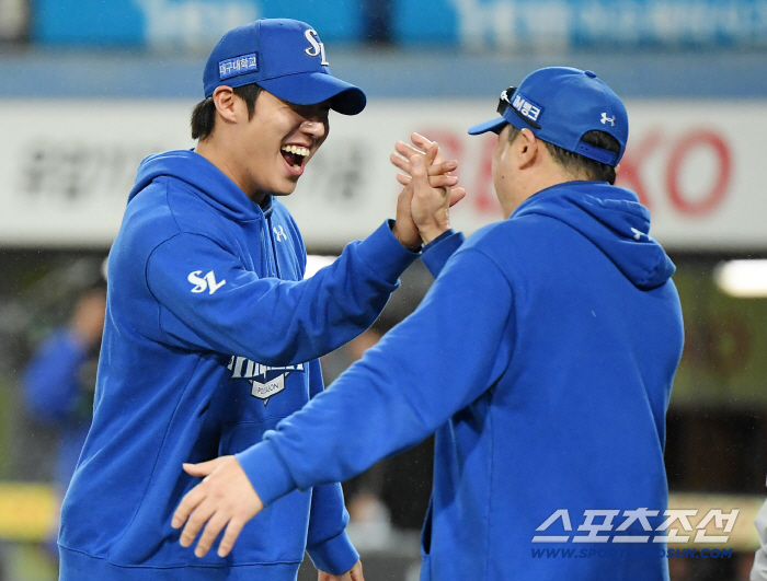 원태인 덕에 23억 벌었다? 박진만 감독 소고기 사야겠네 "제 지분 있지 않나요?" [고척 현장]