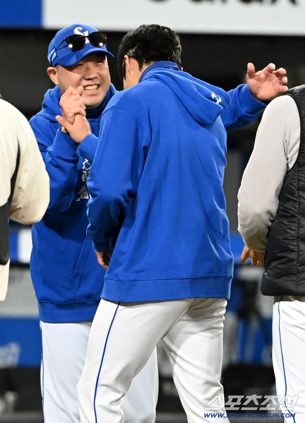 원태인 덕에 23억 벌었다? 박진만 감독 소고기 사야겠네 "제 지분 있지…