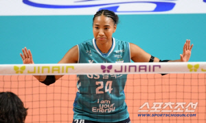 '4G 연속 풀세트' GS칼텍스, 레이나 2G 연속 제외 