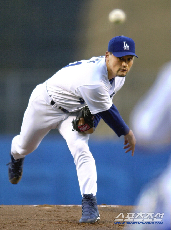 '부러워 미치겠네' MLB 韓 투수 멸종인데, 日 투수는 '전성시대' 오…