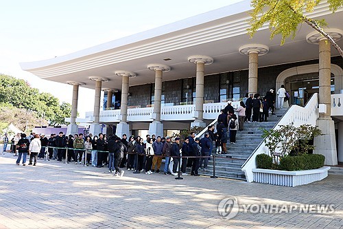"신라 금관 6점 모두 경주에 있어야"…시민운동 점화 움직임