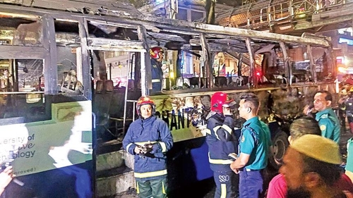 방글라서 前총리 선고기일 확정 앞두고 화염병 공격 잇따라