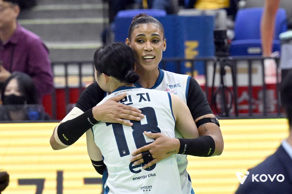 5G 연속 풀세트→트리플크라운 2회…주인공도 감탄했다, "평생 잊지 못하…