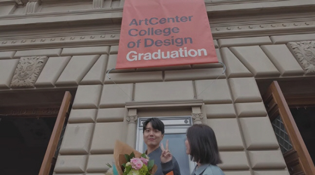 오연수, 유튜브서 '훈남' 26세 子 최초 공개 이유..."관종 아닌 일…